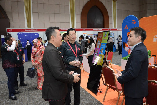 Opening Doors to Employment and Networking Opportunities at UBD Career Fair 2025